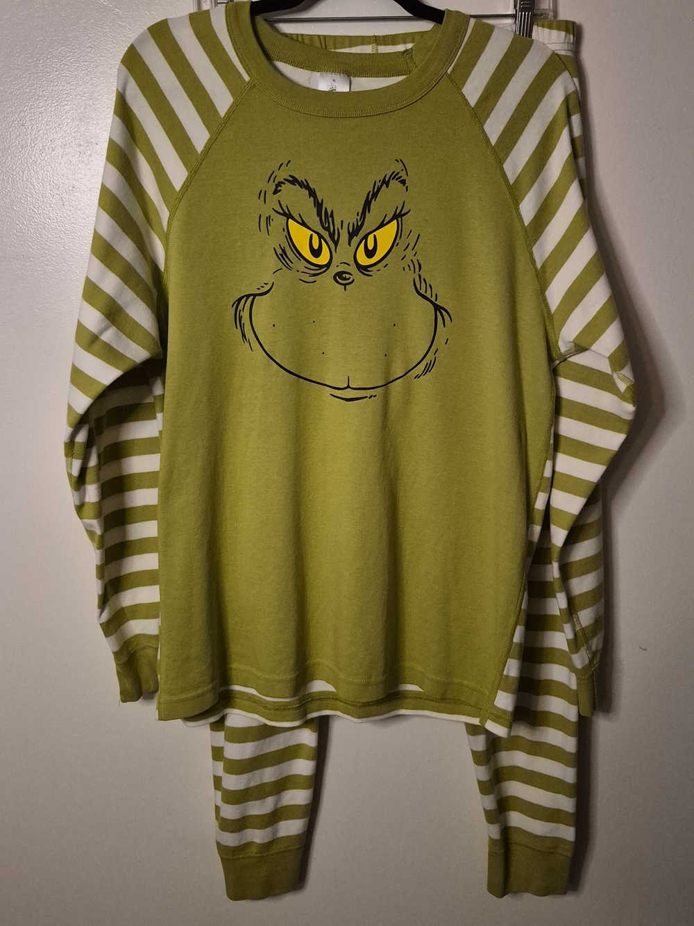 Hanna Andersson Adult Grinch Cotton Pajamas